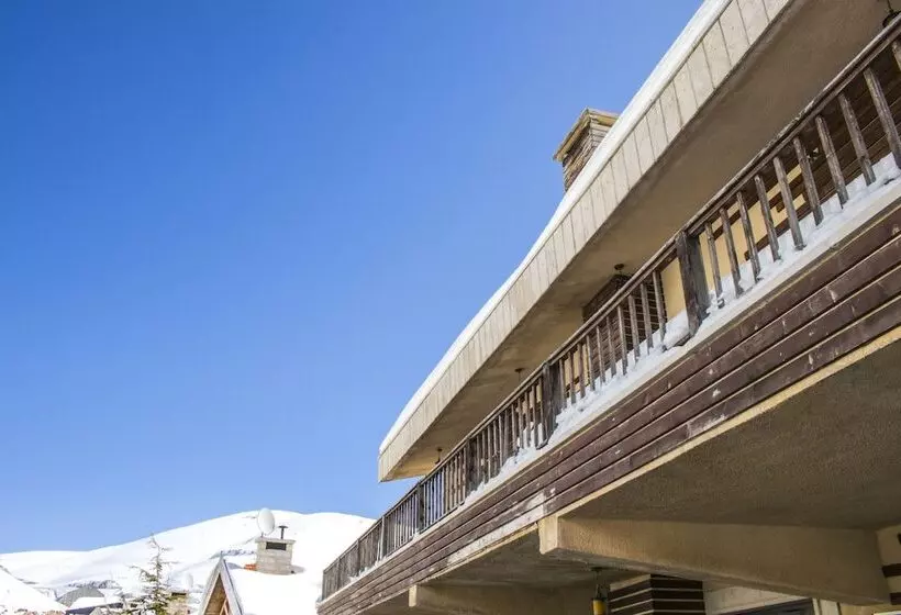 Mzaarviews Chalets
