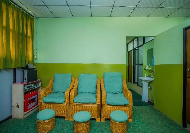 Oyo 266 Hotel Grand Stupa