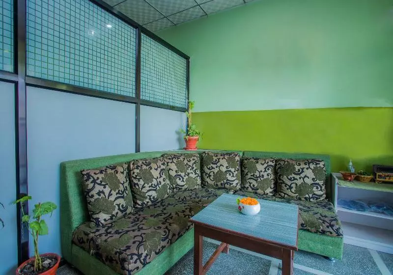 Oyo 266 Hotel Grand Stupa