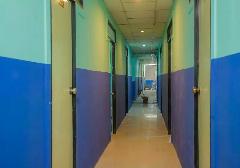 Oyo 266 Hotel Grand Stupa