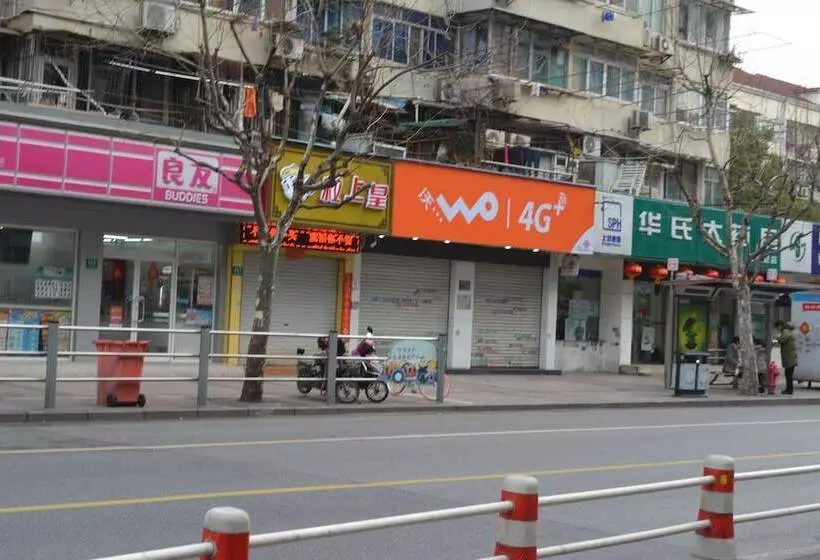 Shanghai Sky168 Youth Hostel