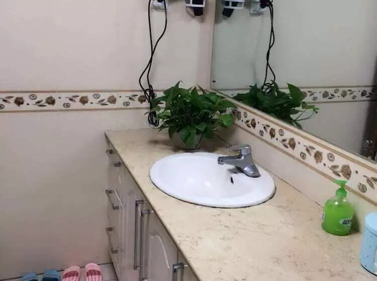 Shanghai Sky168 Youth Hostel