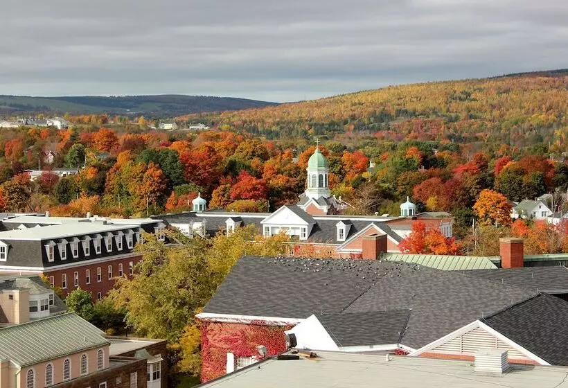 Fx Hall Residences   Hostel