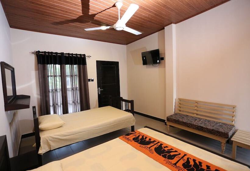 مبيت وإفطار Edwin S Airport Garden