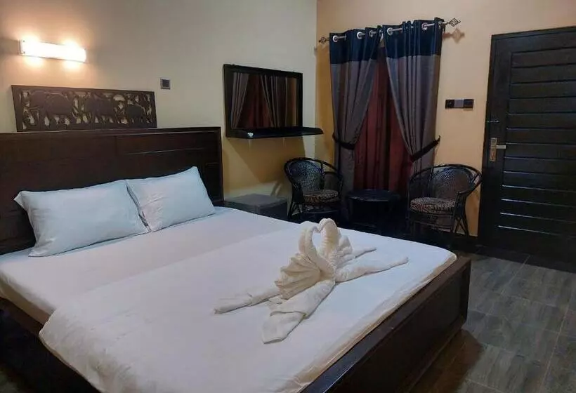 تختخواب و صبحانه Edwin S Airport Garden