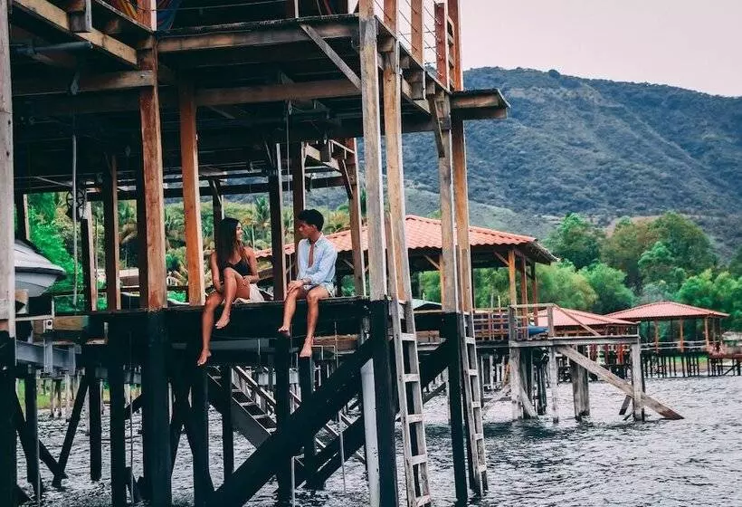 تختخواب و صبحانه Equinoccio