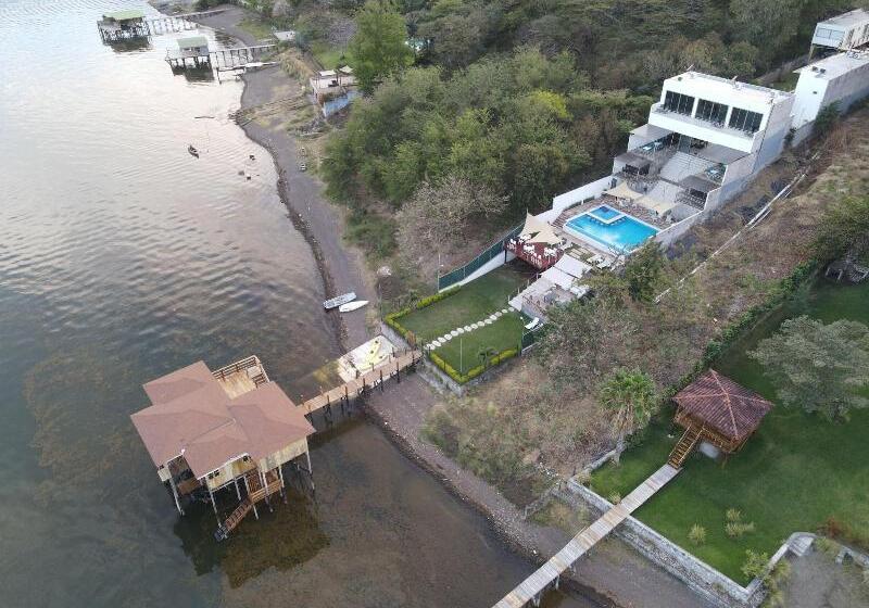 تختخواب و صبحانه Equinoccio