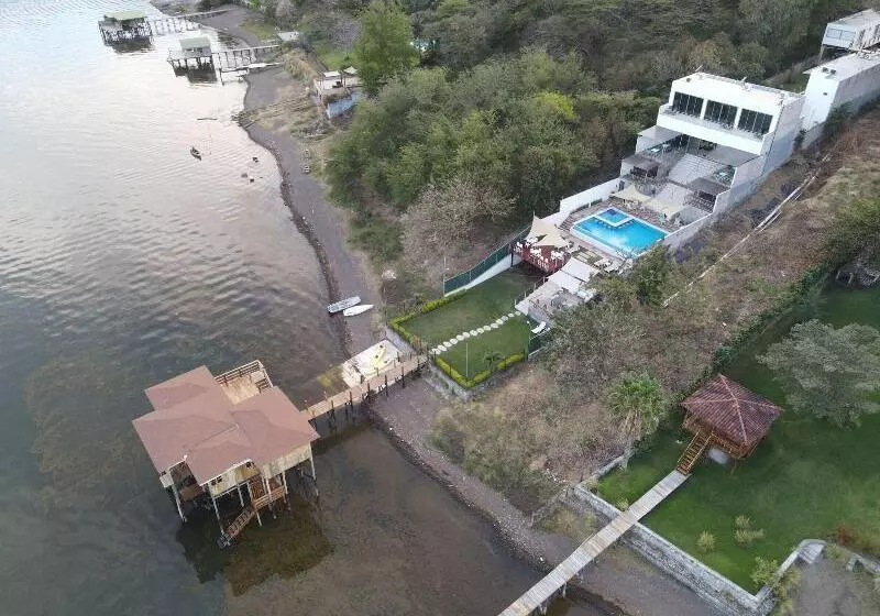 تختخواب و صبحانه Equinoccio