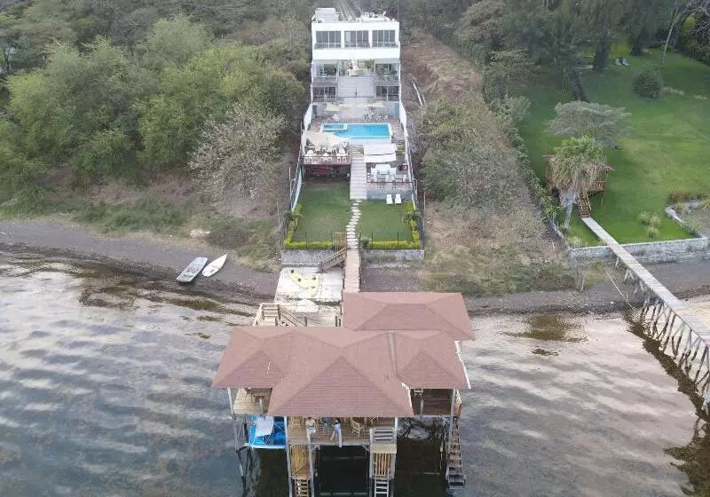 تختخواب و صبحانه Equinoccio