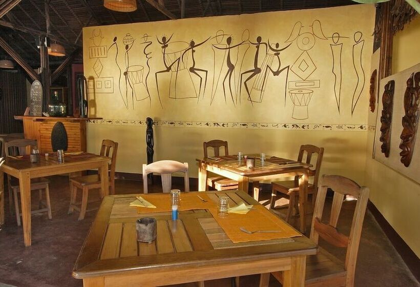 تختخواب و صبحانه Sambatra