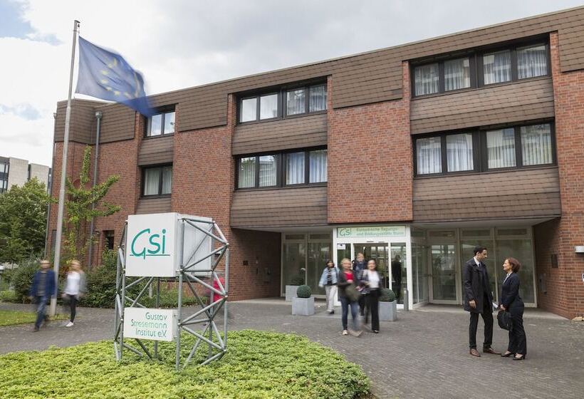 Отель Gustavstresemanninstitut