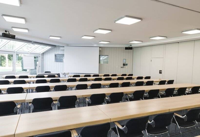 Отель Gustavstresemanninstitut