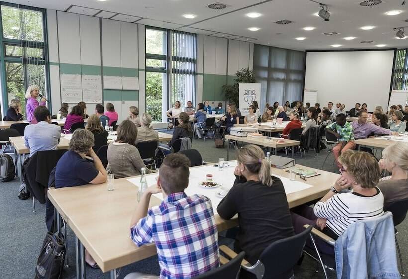 Отель Gustavstresemanninstitut