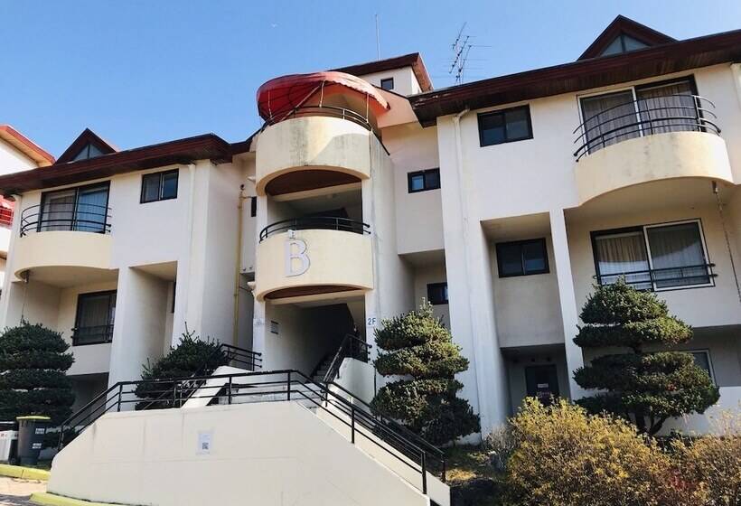 פנסיון Dongseoul Respia