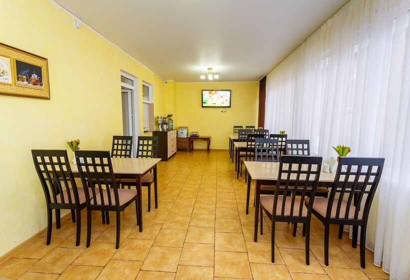 פנסיון Guest House Casa Blanca