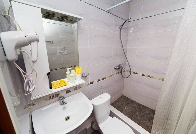 פנסיון Guest House Casa Blanca