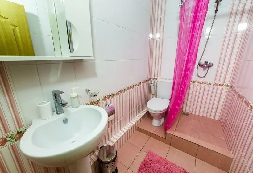 Majatalo Guest House Casa Blanca