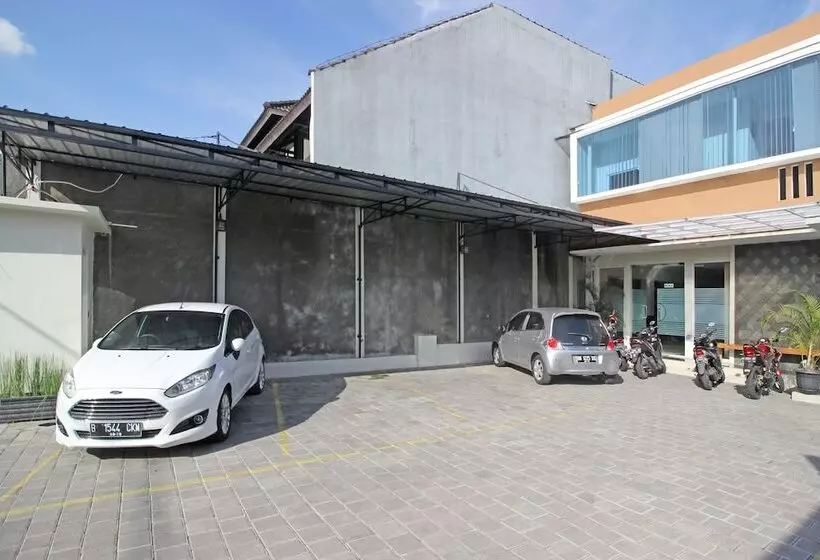 Majatalo Reddoorz Near Amikom Yogyakarta