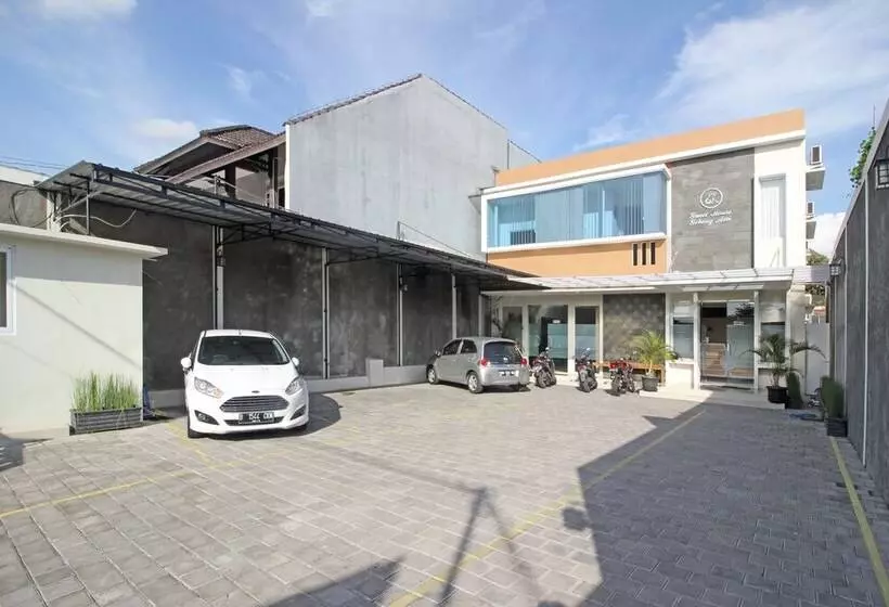 Majatalo Reddoorz Near Amikom Yogyakarta