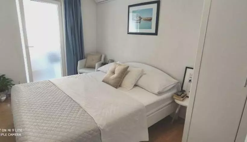 Apartmani Leo Marin