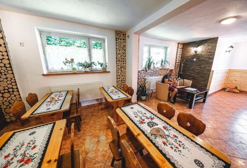 Hostel & Apartments U Florka 2