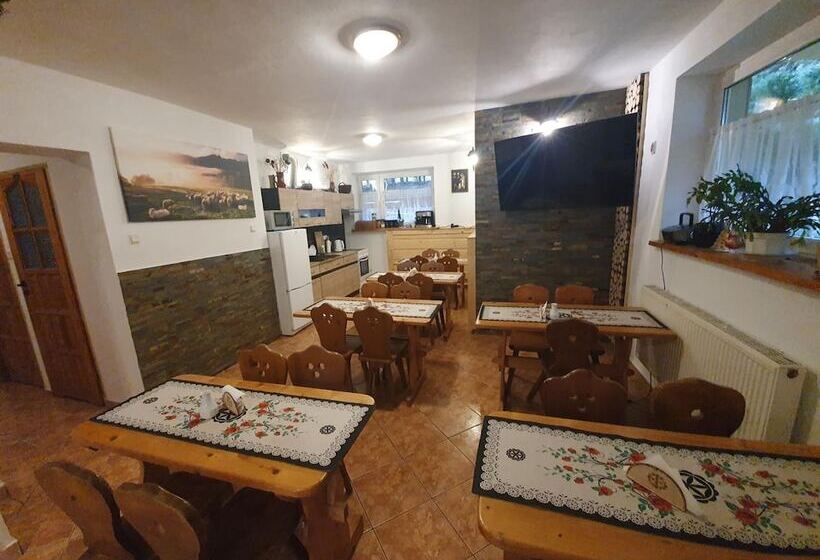 Hostel & Apartments U Florka 2