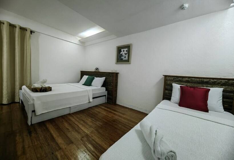 ホテル Alta Vista Ilocandia Inc