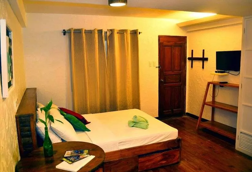 Hotelli Alta Vista Ilocandia Inc