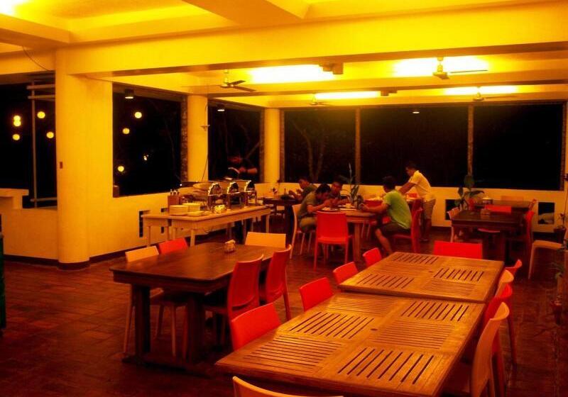 ホテル Alta Vista Ilocandia Inc