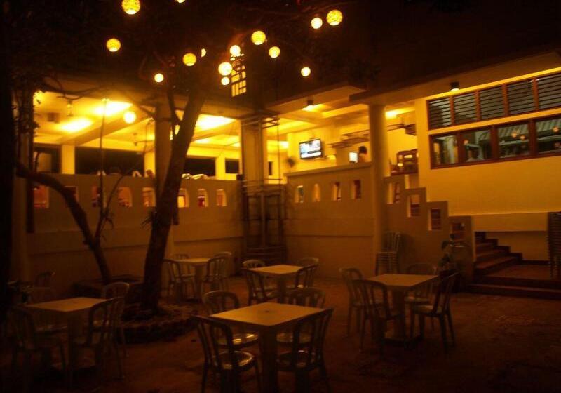 ホテル Alta Vista Ilocandia Inc