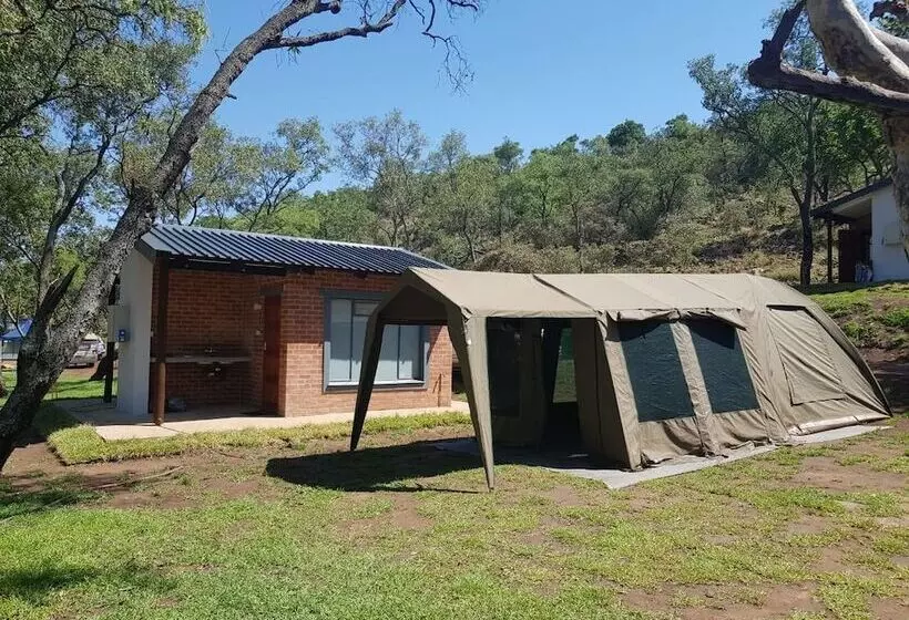 Hotelli Ruah Park Camping & Outdoor