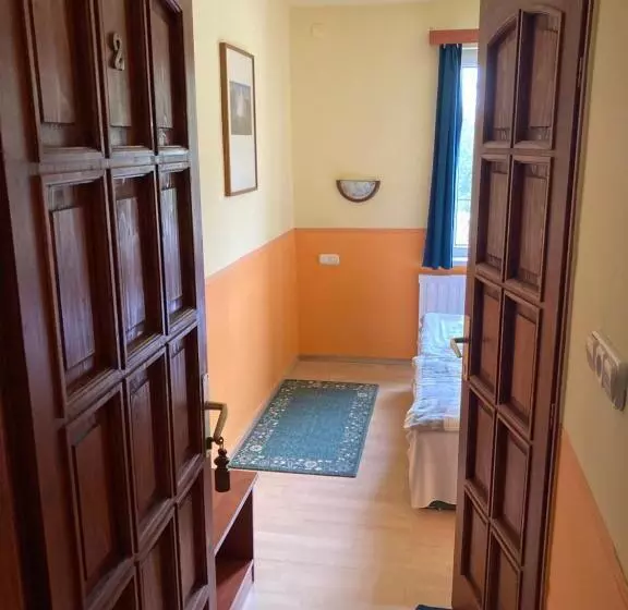 Majatalo Bor Bazilika Vendégház