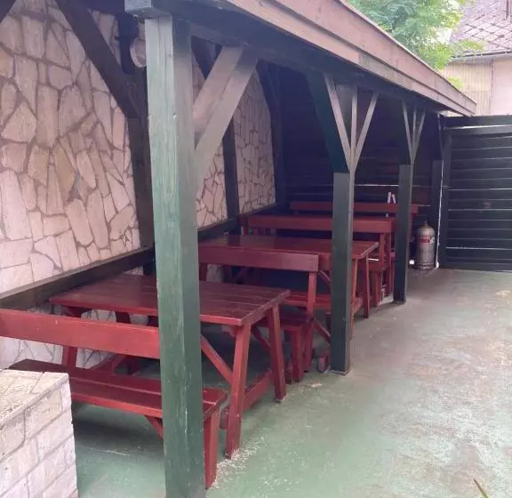 Majatalo Bor Bazilika Vendégház