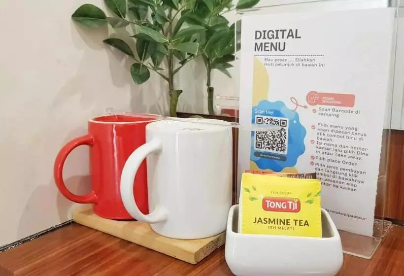 ペンション Urbanview Darmo Residence Bandung