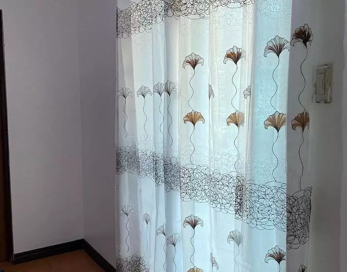 ペンション Rachel S Bed And Breakfast Near Tagaytay