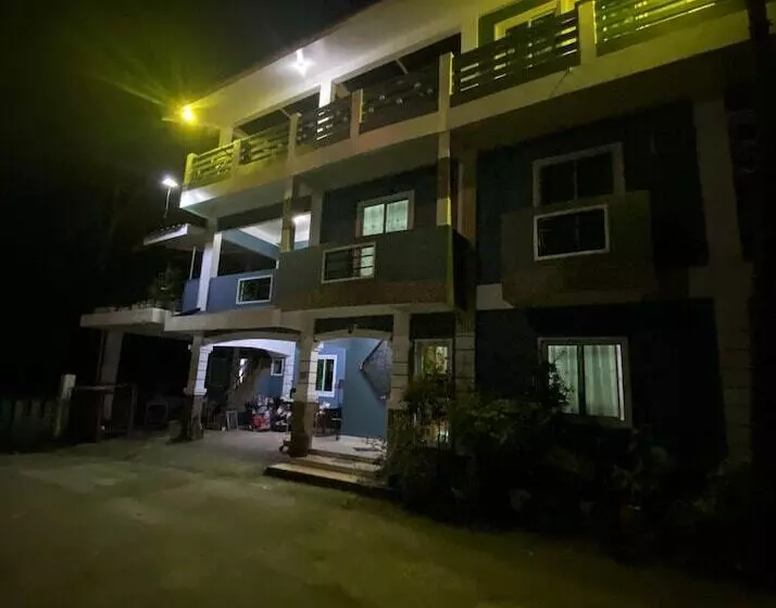 ペンション Rachel S Bed And Breakfast Near Tagaytay