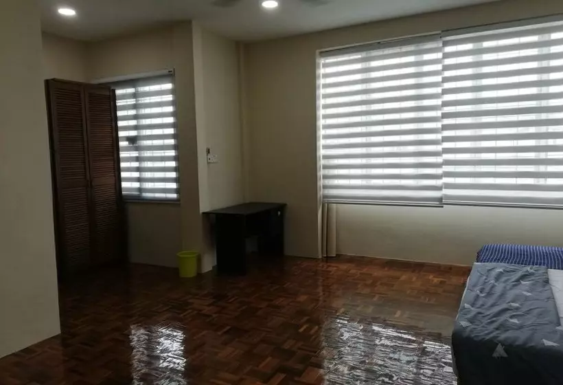 Ray's Homestay
