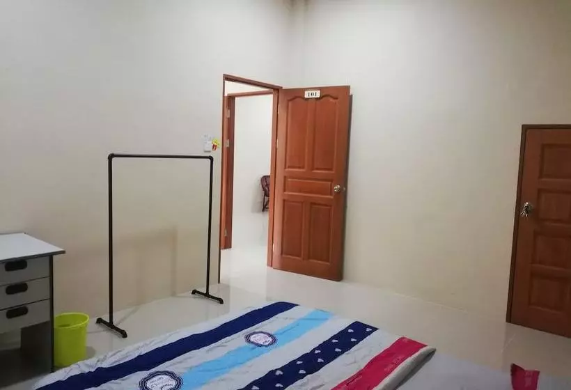 Ray's Homestay