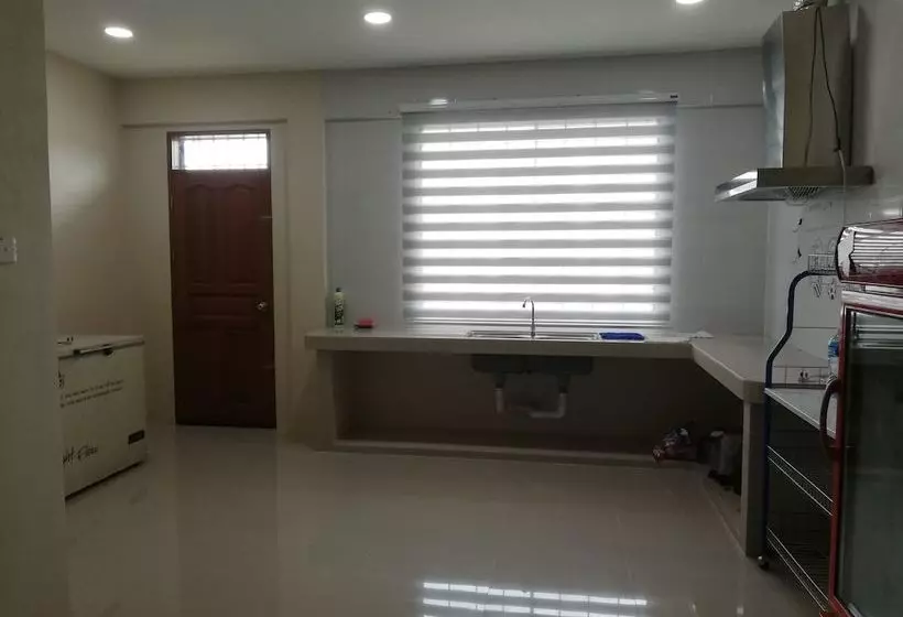 Ray's Homestay