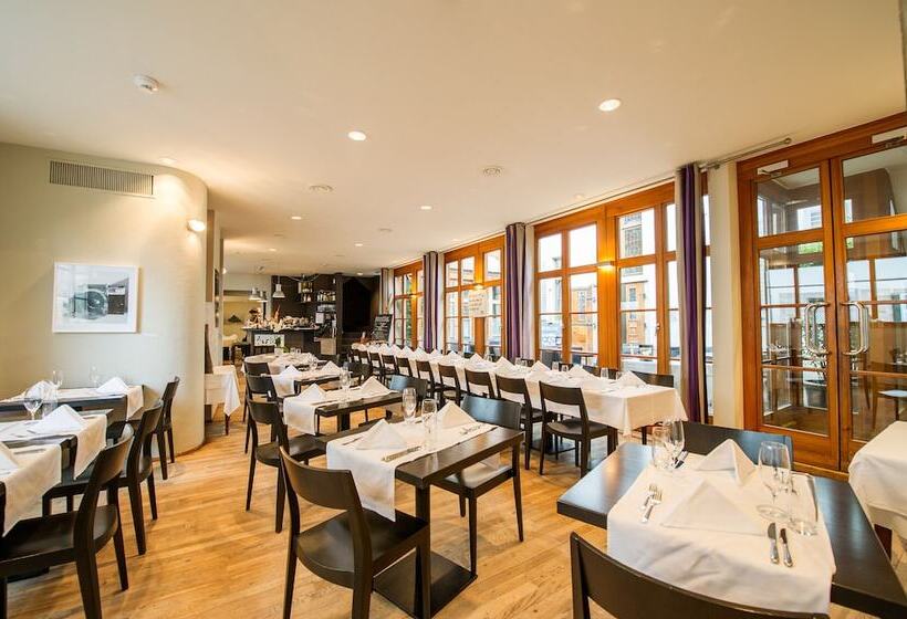 هتل Gast Und Kulturhaus Der Teufelhof Basel