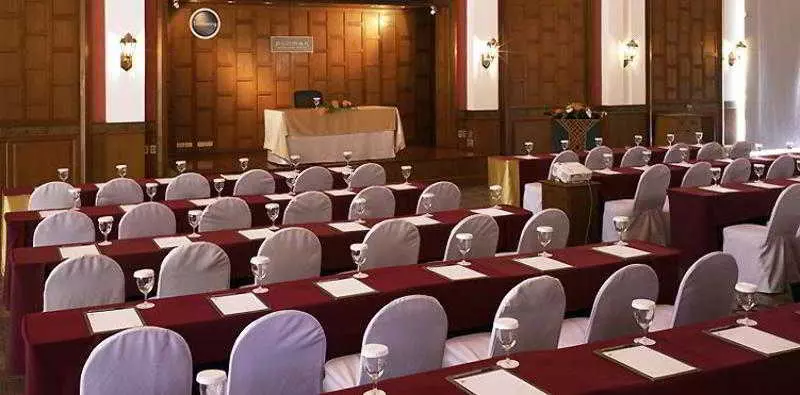 هتل Pullman Khon Kaen Raja Orchid