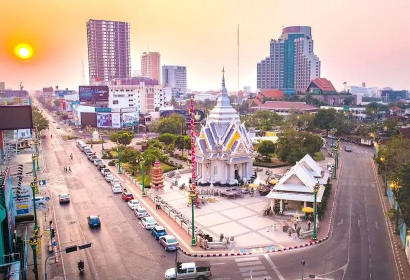 هتل Pullman Khon Kaen Raja Orchid
