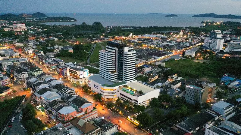 Royal Phuket City Hotel Sha Extra Plus
