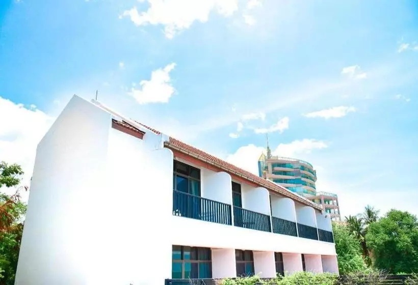 فندق Sea Memories White Sand Beach