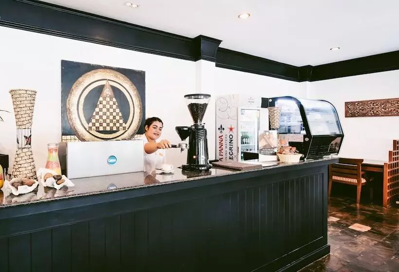 Impiana Beach Front Resort Chaweng Noi, Koh Samui