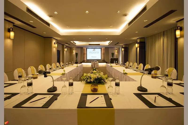 Impiana Beach Front Resort Chaweng Noi, Koh Samui