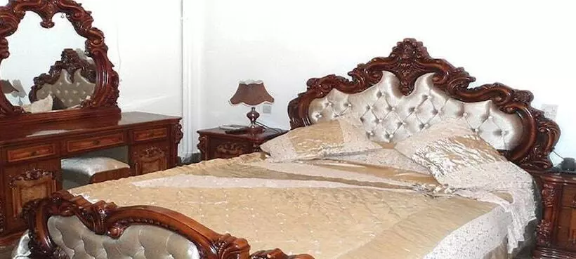 هتل Bouazza