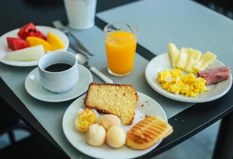 هتل Espaço Viana