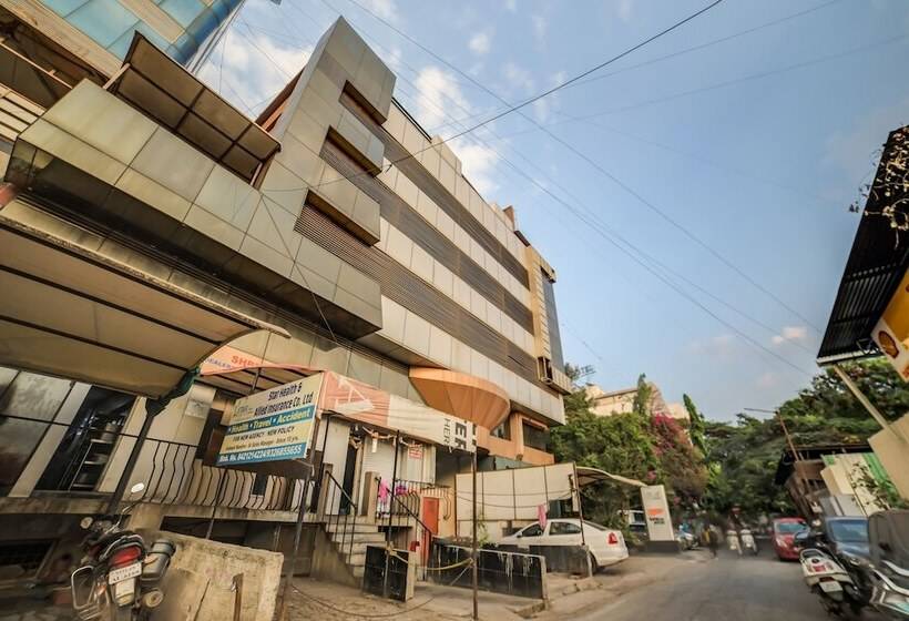 هتل Fab Krishna Presidency