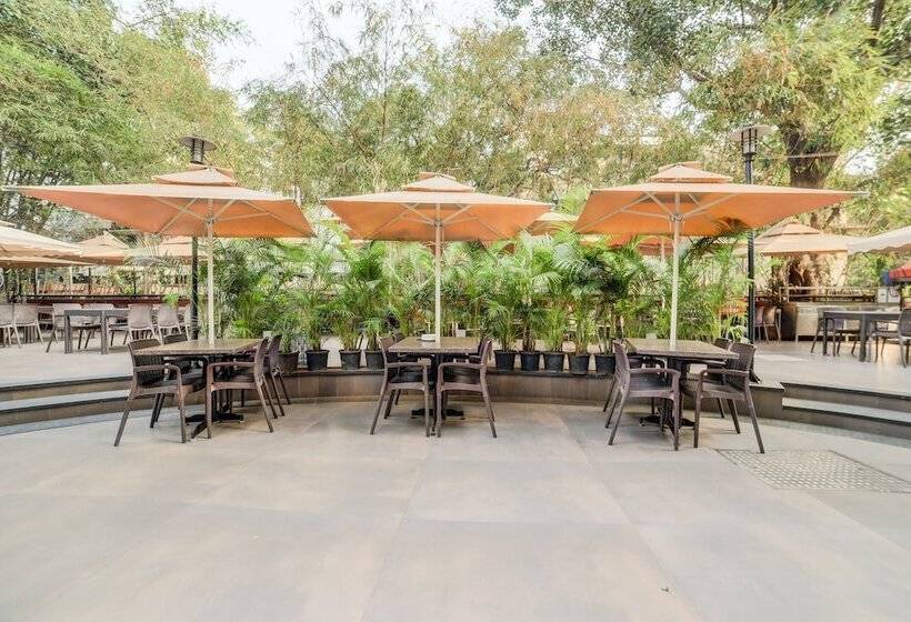 هتل Fab Krishna Presidency